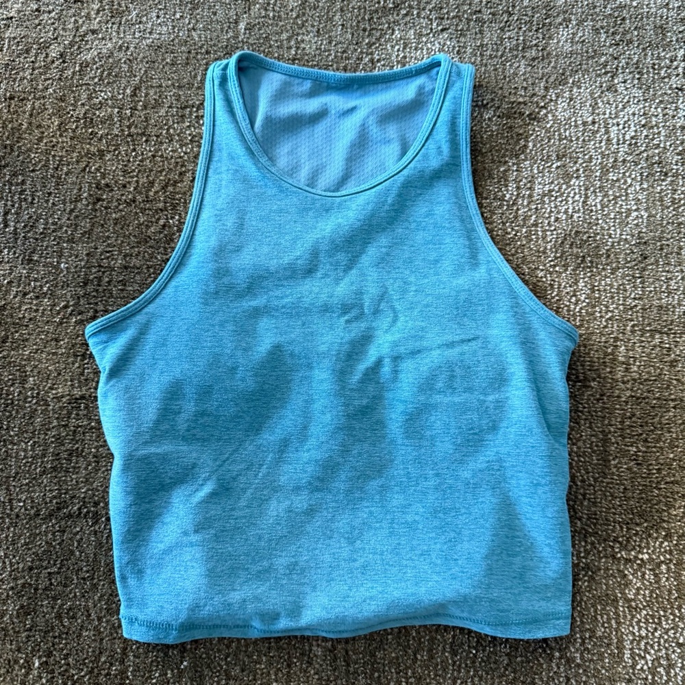 Vuori elevation cropped tank top